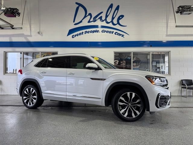 2022 Volkswagen Atlas Cross Sport SEL Premium R-Line