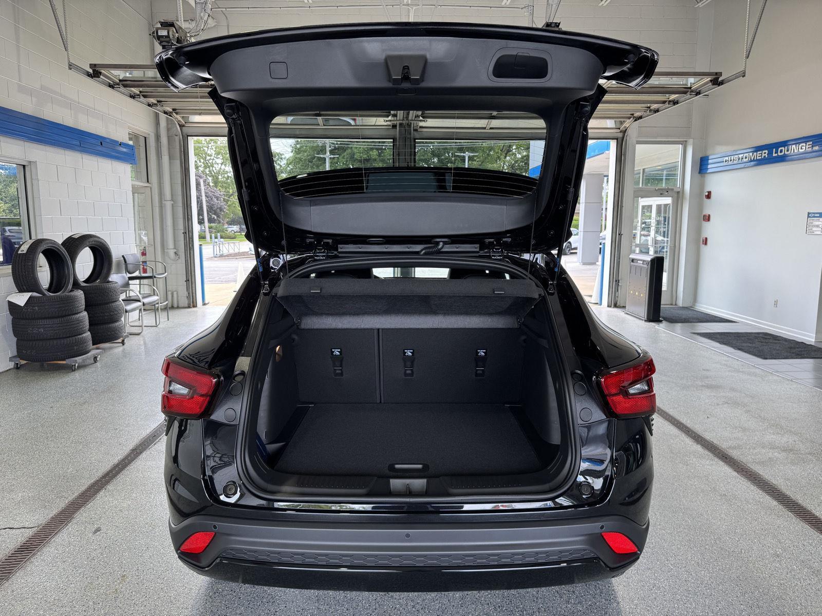 2026 Chevrolet Trax RS - Photo 10