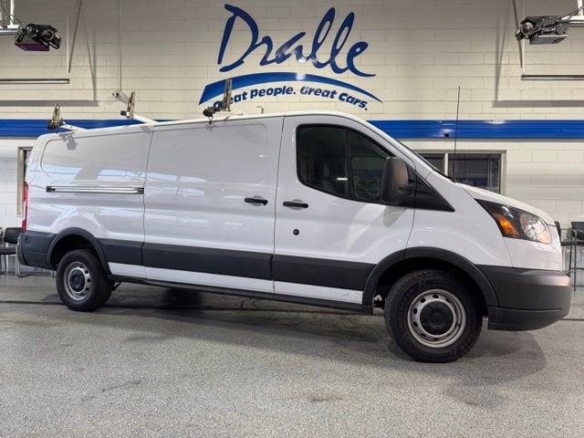 2015 Ford Transit Base