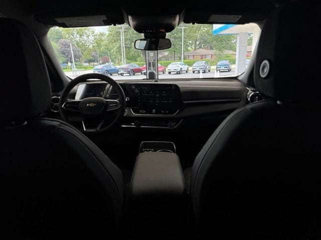2027 Chevrolet Equinox LT - Photo 15