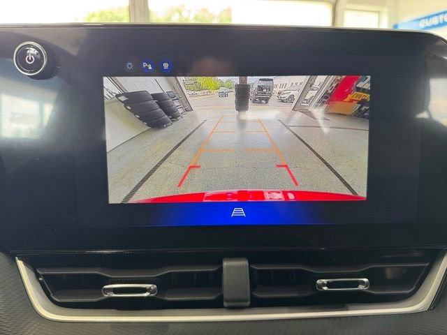 2027 Chevrolet Equinox LT - Photo 21