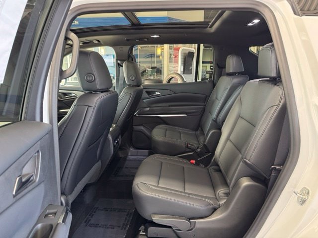 2027 Chevrolet Traverse LT - Photo 8