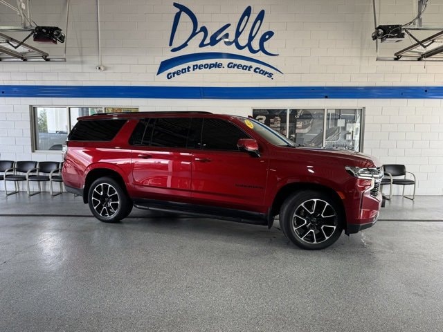 2022 Chevrolet Suburban RST's photo