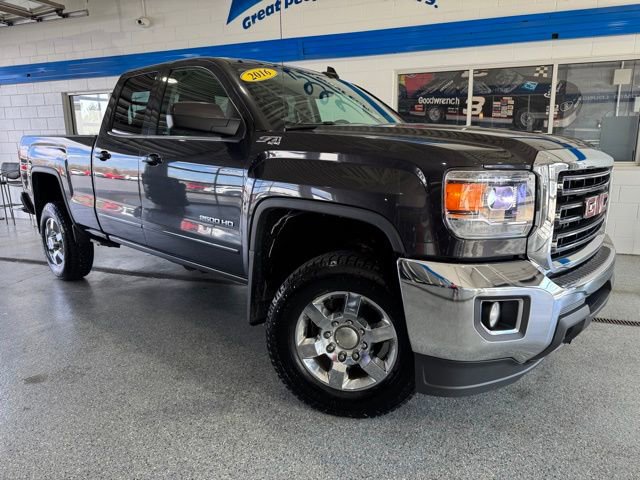 Used 2016 GMC Sierra 2500HD SLE with VIN 1GT22SEG0GZ227070 for sale in Peotone, IL