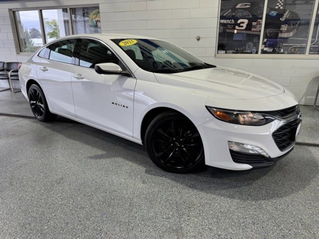 Used 2023 Chevrolet Malibu LT Car