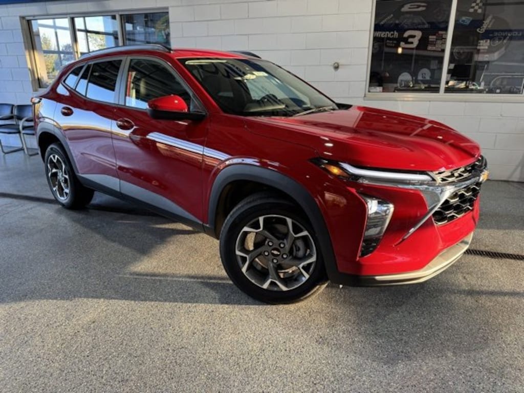 New 2026 Chevrolet Trax LT SUV