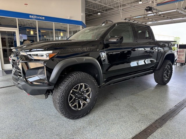 2025 Chevrolet Colorado ZR2 photo 4