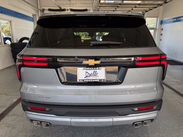 2027 Chevrolet Traverse LT - Photo 10