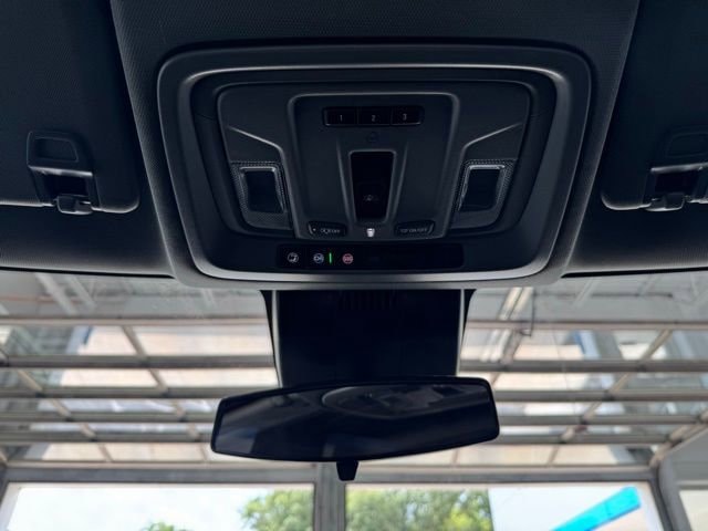 2025 Chevrolet Silverado 1500 LT - Photo 21