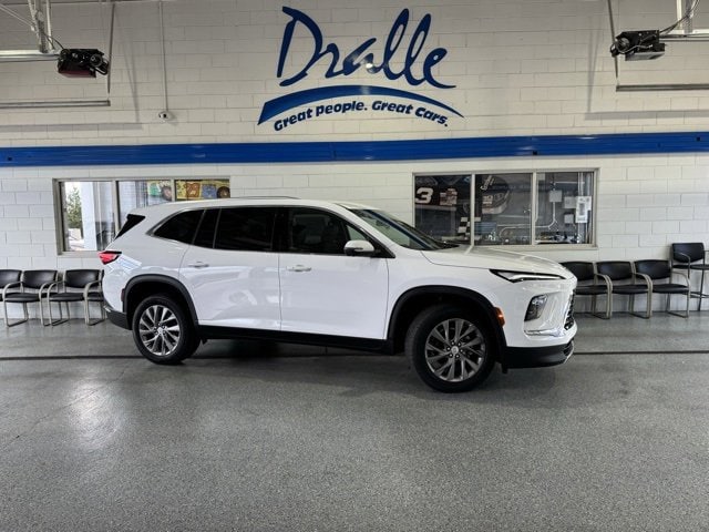 2026 Buick Enclave Preferred's photo