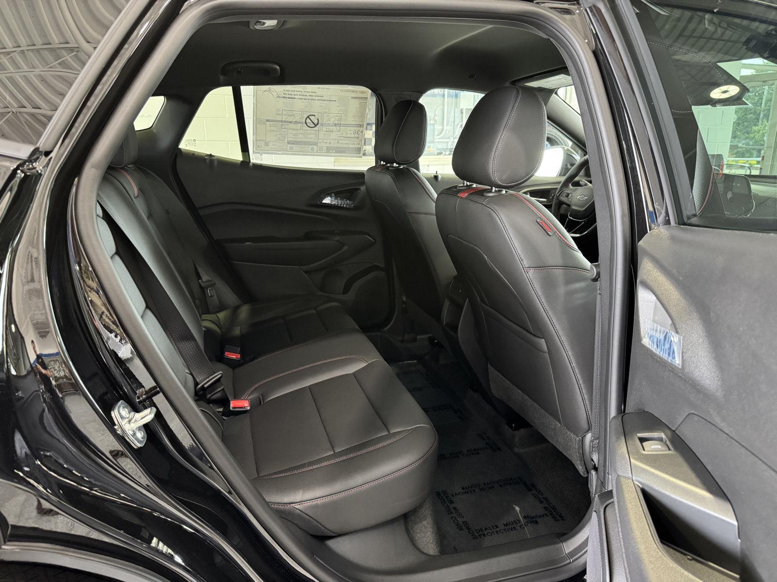 2026 Chevrolet Trax RS - Photo 13