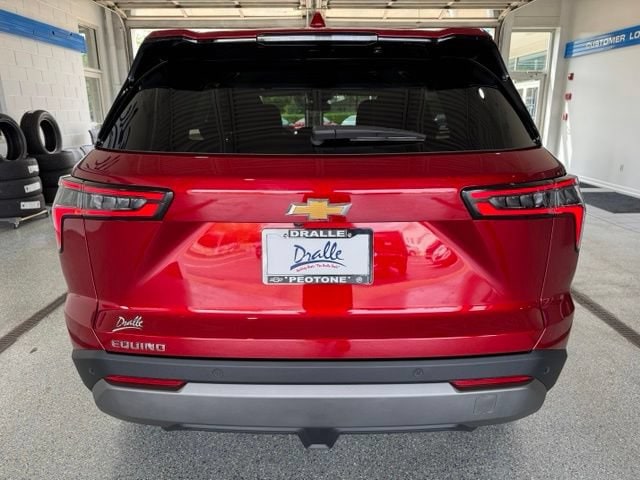 2027 Chevrolet Equinox LT - Photo 9