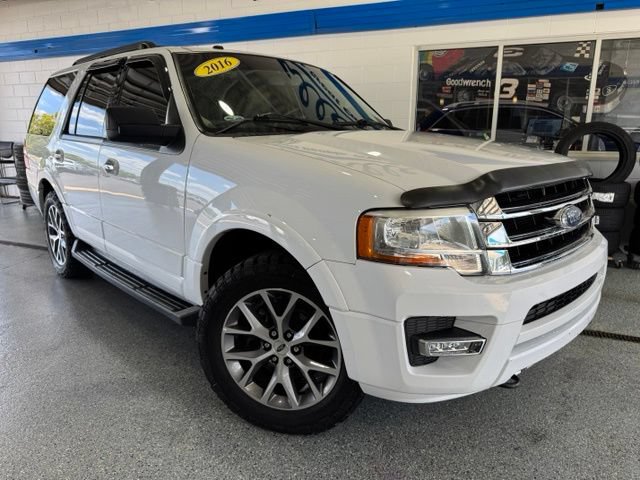 Used 2016 Ford Expedition XLT with VIN 1FMJU1JT6GEF55678 for sale in Peotone, IL