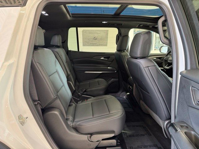 2027 Chevrolet Traverse LT - Photo 14