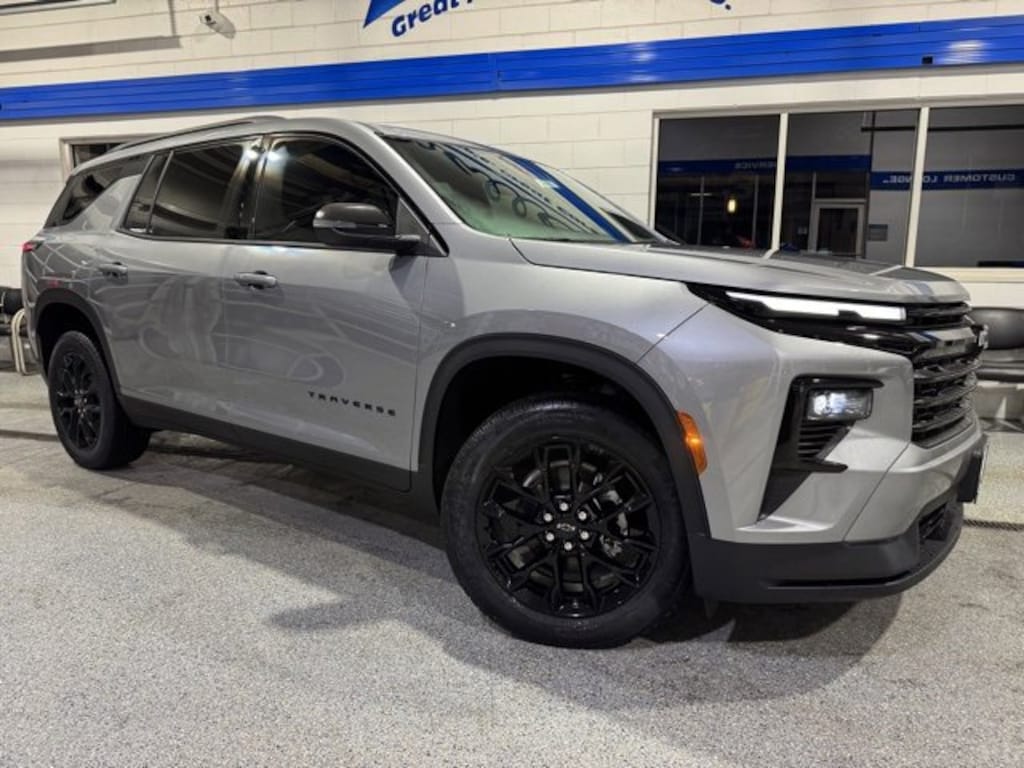 New 2026 Chevrolet Traverse LT SUV