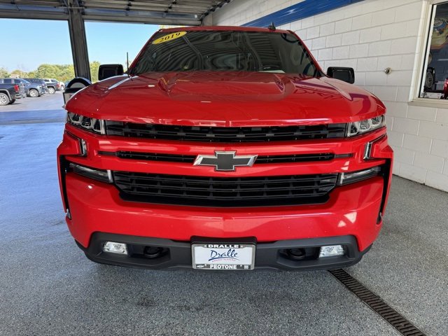 2019 Chevrolet Silverado 1500 RST photo 2
