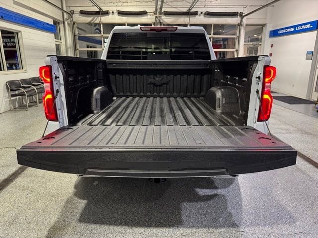 2026 Chevrolet Silverado 1500 High Country - Photo 11