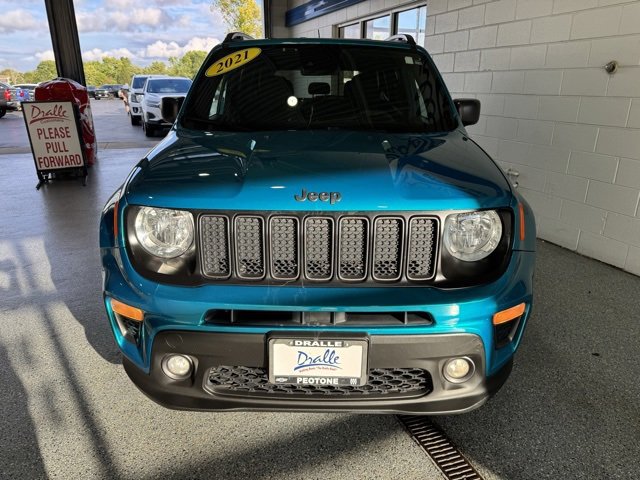 2021 Jeep Renegade Latitude photo 2