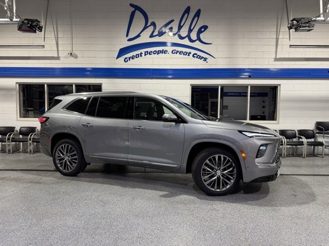 2026 Buick Enclave Avenir's photo