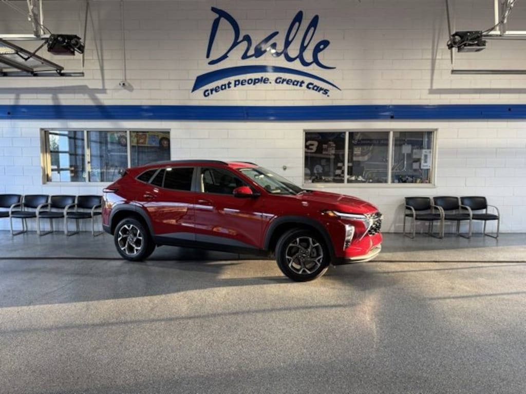 New 2026 Chevrolet Trax LT SUV