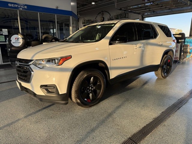 2020 Chevrolet Traverse LS photo 3