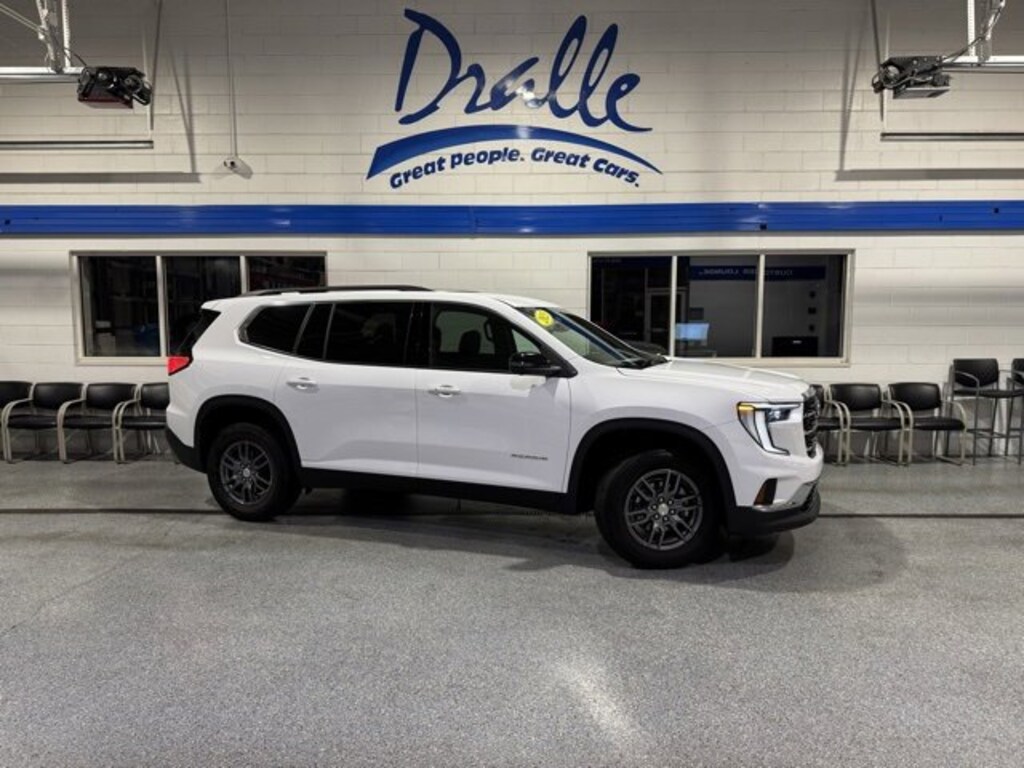 Used 2025 GMC Acadia Elevation SUV