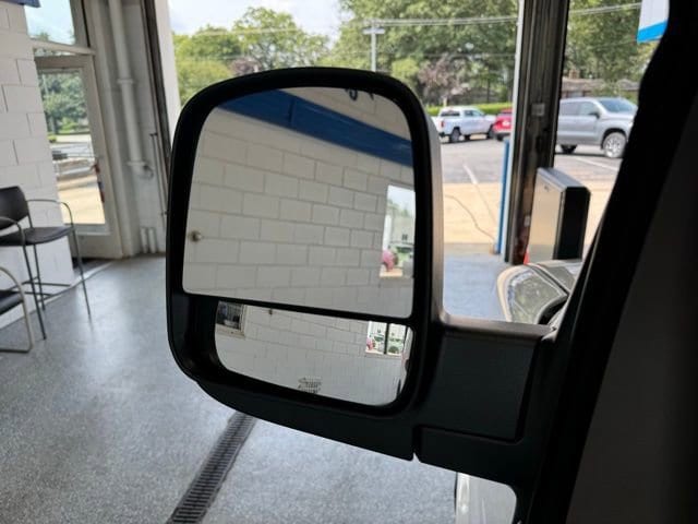 2025 Chevrolet Express Cargo Work Van - Photo 19