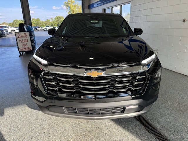 2026 Chevrolet Equinox LT photo 3