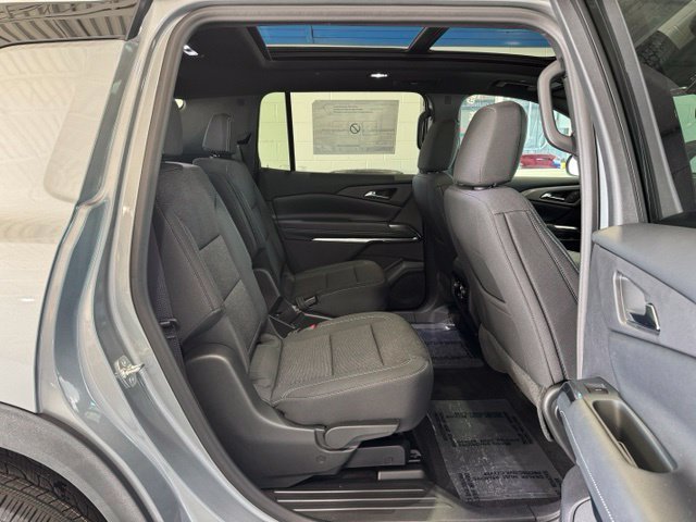 2027 Chevrolet Traverse LT - Photo 14