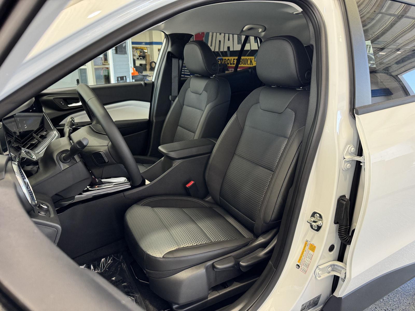 2026 Chevrolet Trax LT - Photo 25