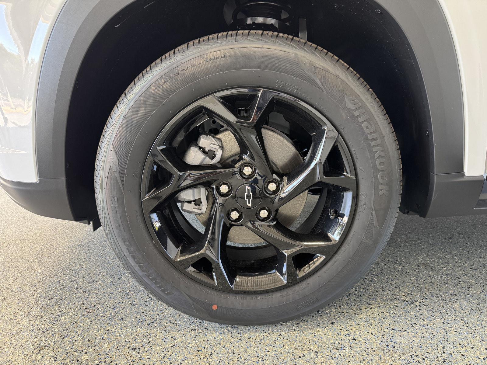 2026 Chevrolet Trax LT - Photo 26