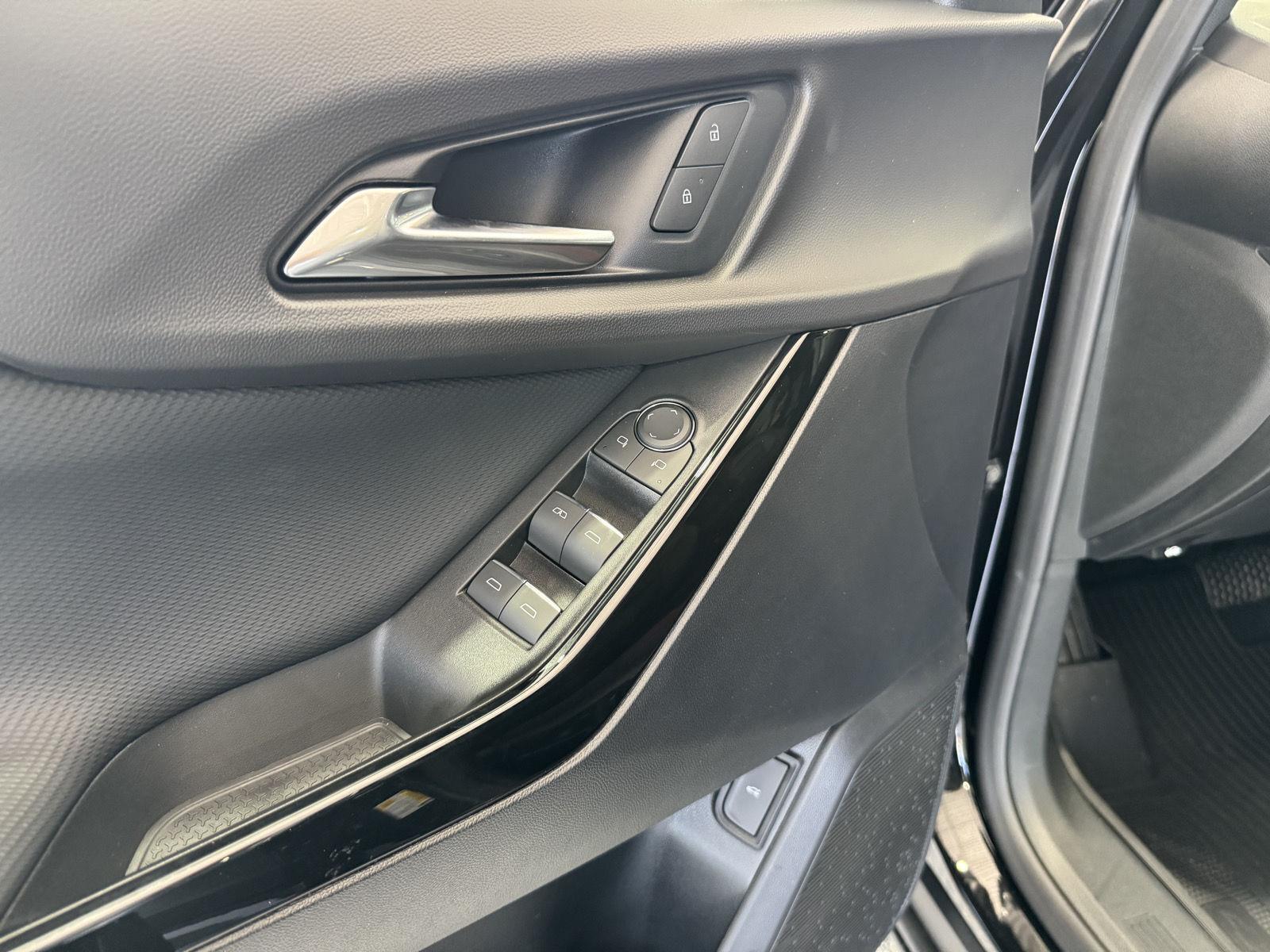 2027 Chevrolet Equinox RS - Photo 6