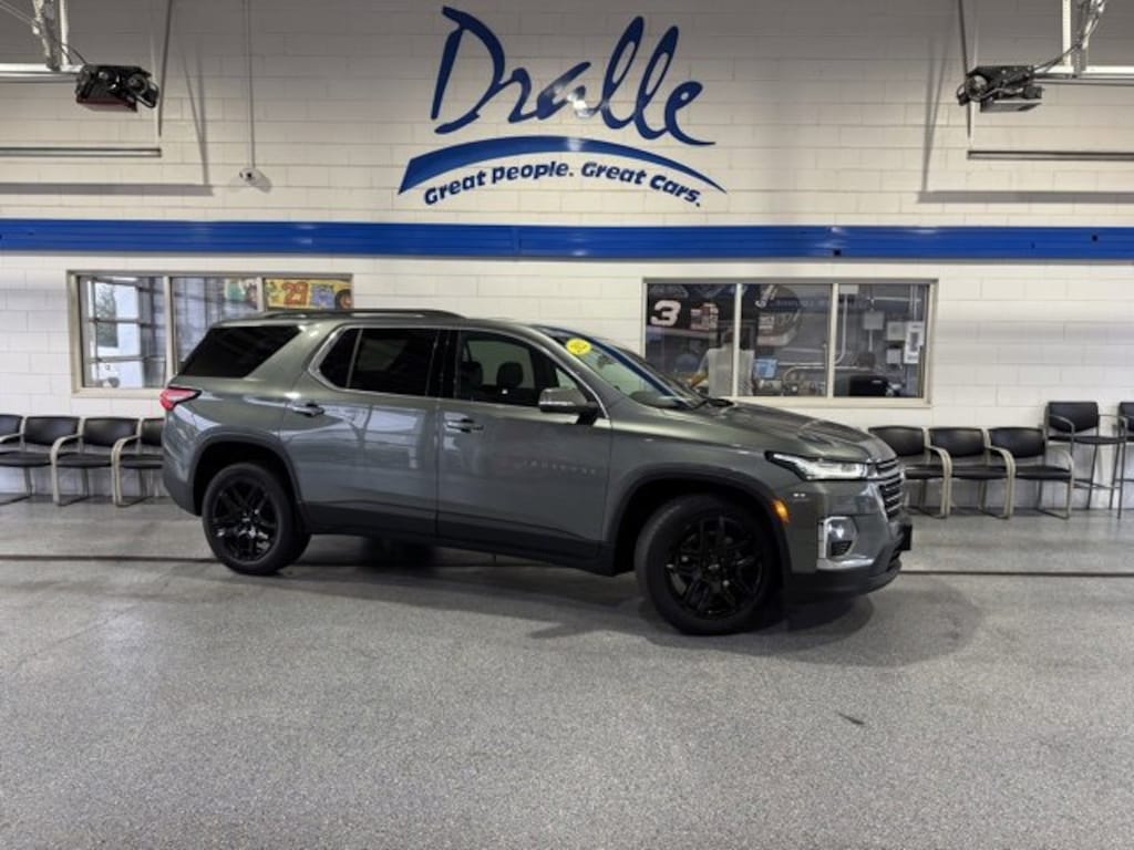 Used 2022 Chevrolet Traverse LT Cloth SUV