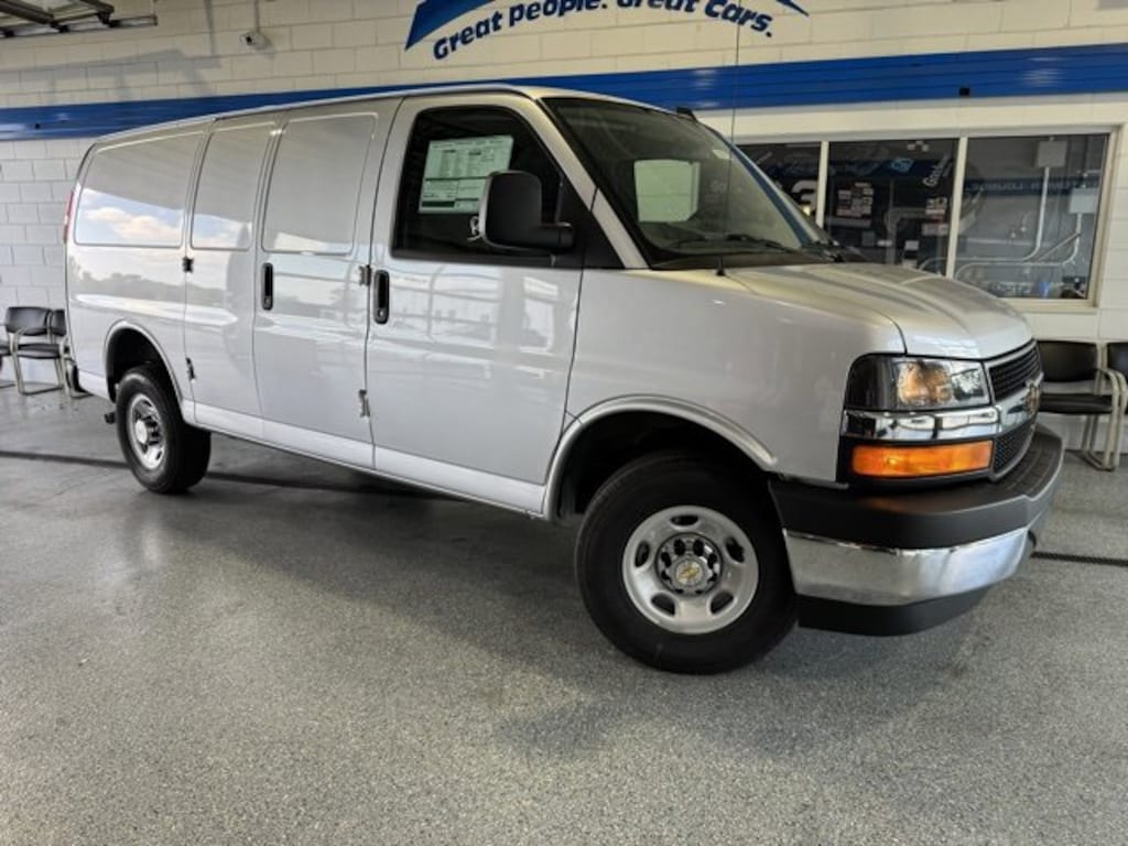 New 2025 Chevrolet Express Cargo 2500 WT Van