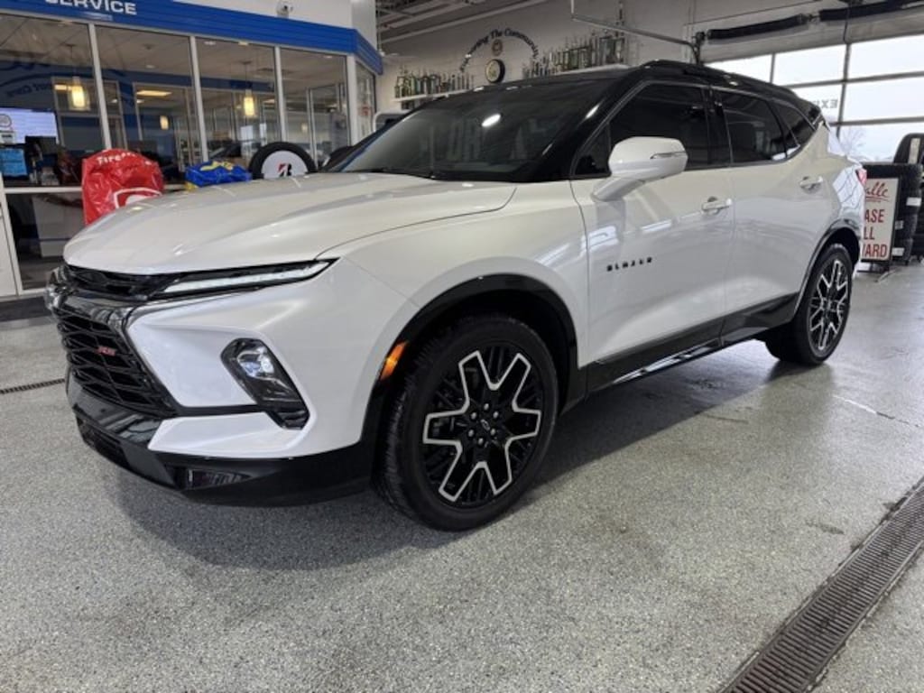 Used 2025 Chevrolet Blazer RS SUV
