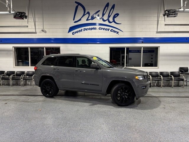 2022 Jeep Grand Cherokee WK Laredo X's photo