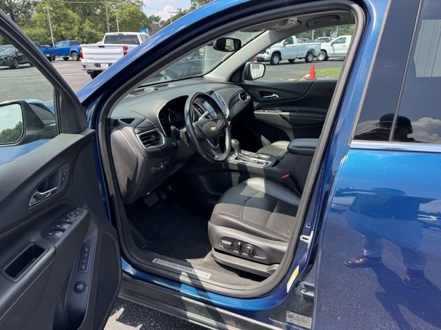 2020 Chevrolet Equinox Premier photo 2