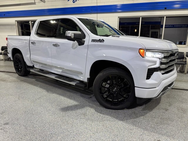 2026 Chevrolet Silverado 1500 High Country photo 2