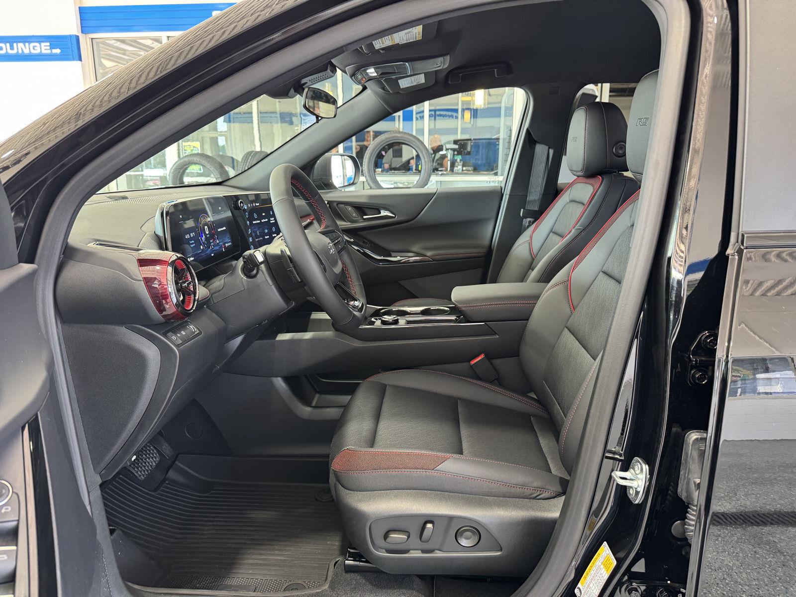 2027 Chevrolet Equinox RS - Photo 7