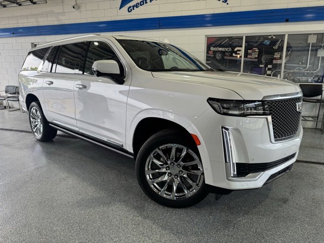 Used 2022 Cadillac Escalade ESV Premium Luxury Platinum with VIN 1GYS4MKL1NR125663 for sale in Peotone, IL