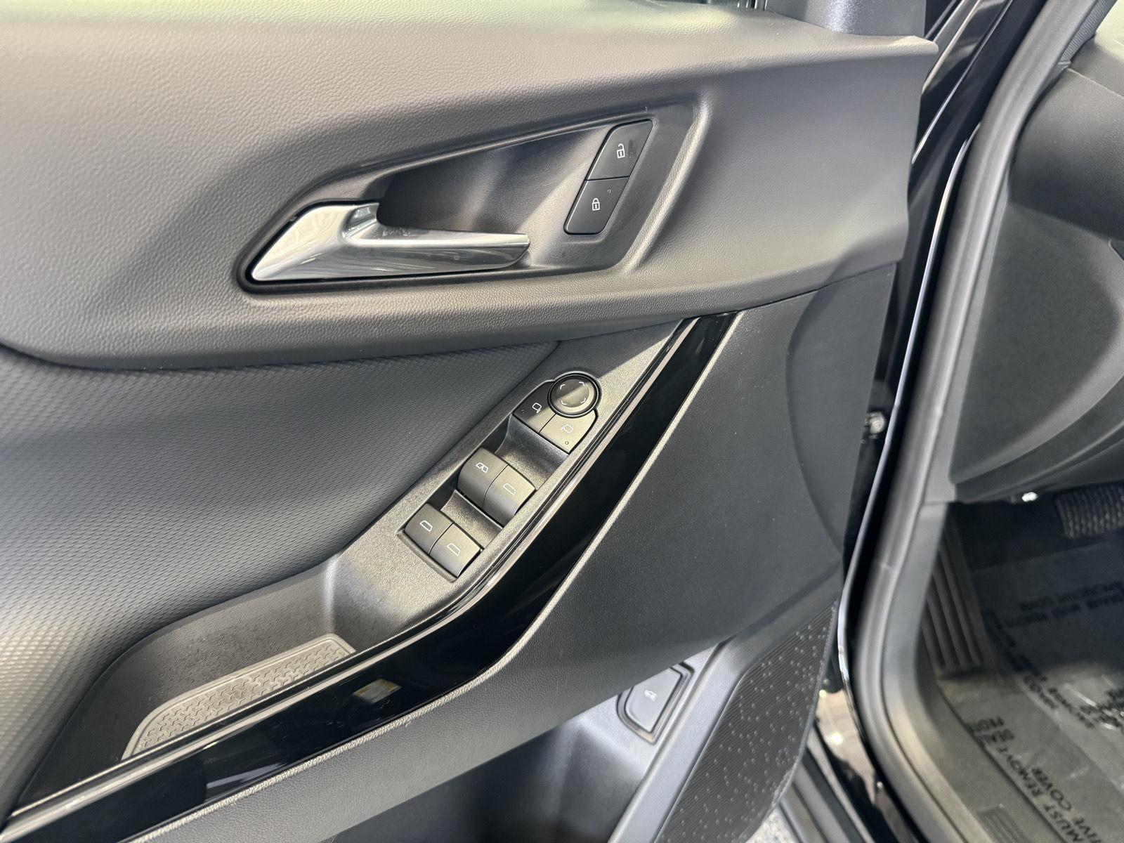 2026 Chevrolet Equinox LT - Photo 6