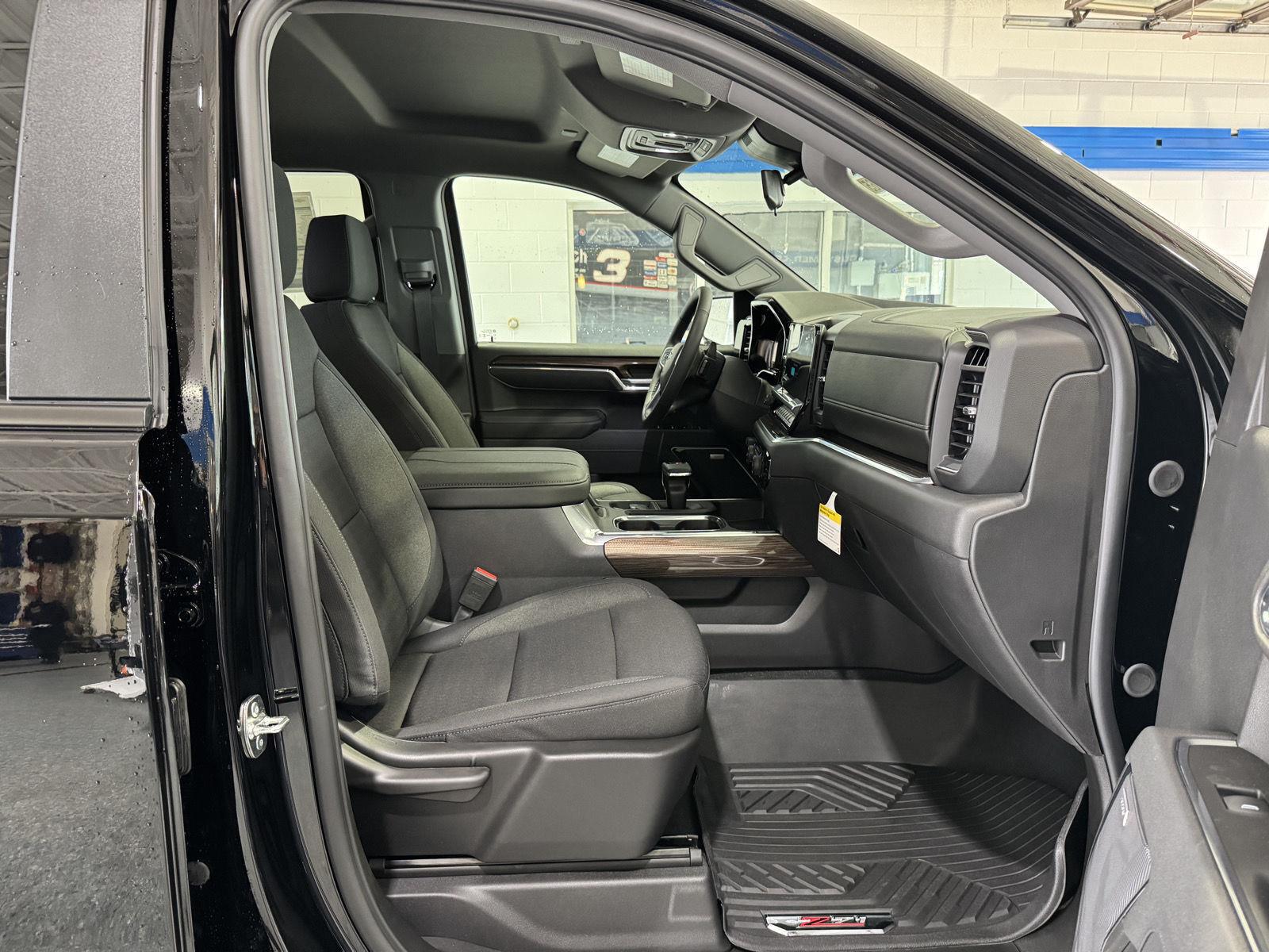 2026 Chevrolet Silverado 1500 RST - Photo 14