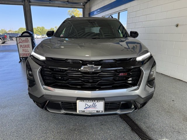 2026 Chevrolet Equinox RS photo 3