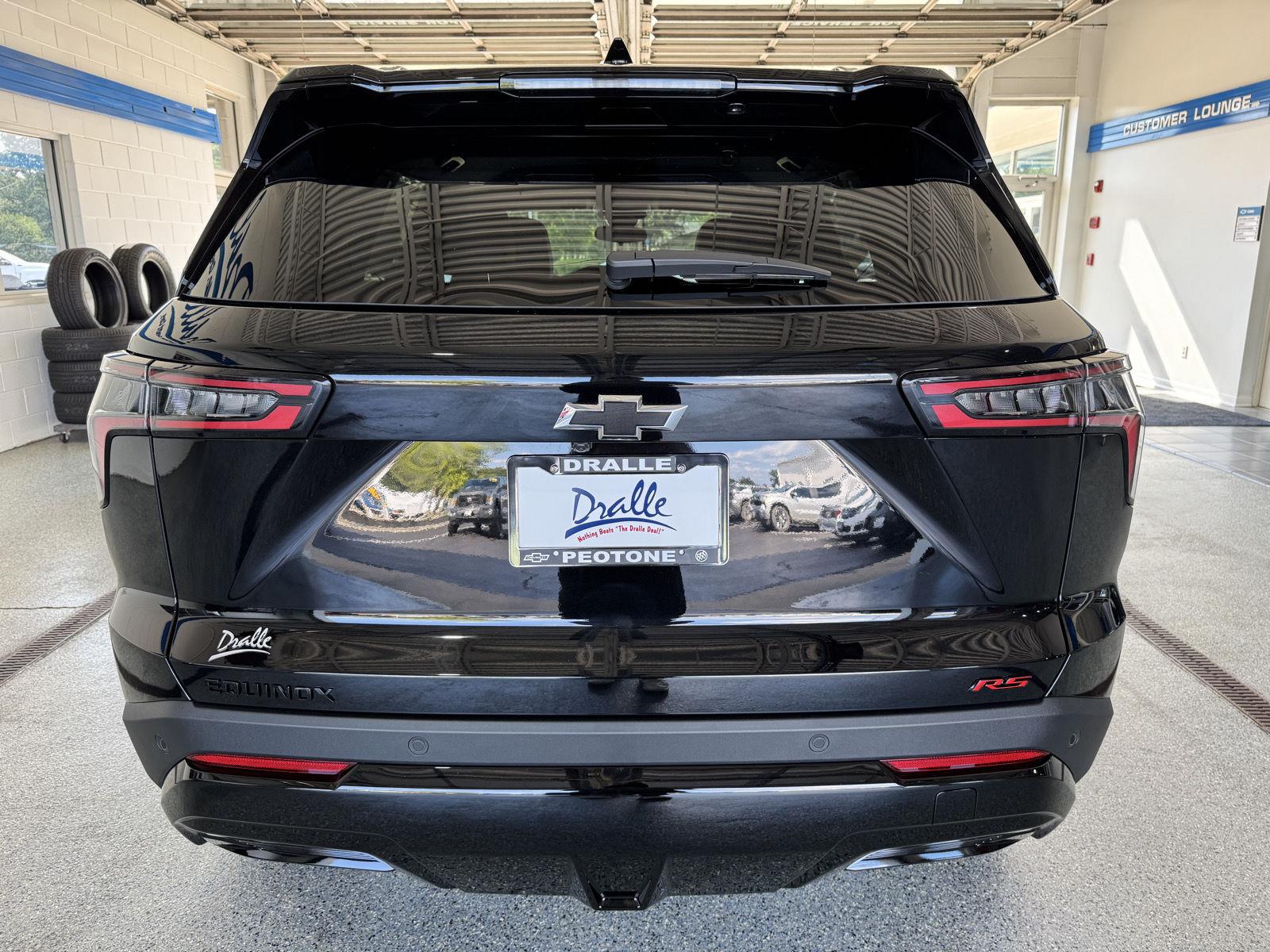 2027 Chevrolet Equinox RS - Photo 9