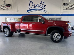 2026 Chevrolet Silverado 3500 HD High Country DRW Truck