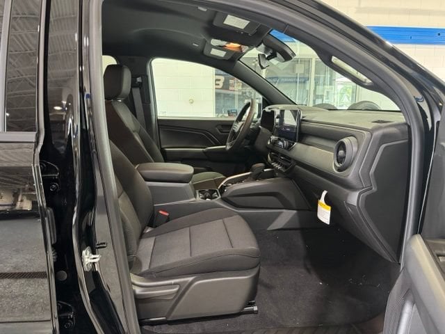 2026 Chevrolet Colorado Work Truck - Photo 14