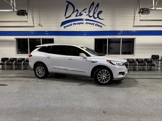 2021 Buick Enclave Essence's photo