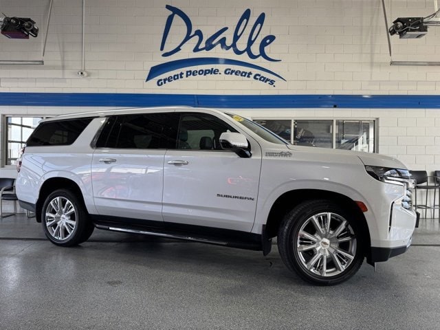 2021 Chevrolet Suburban High Country's photo