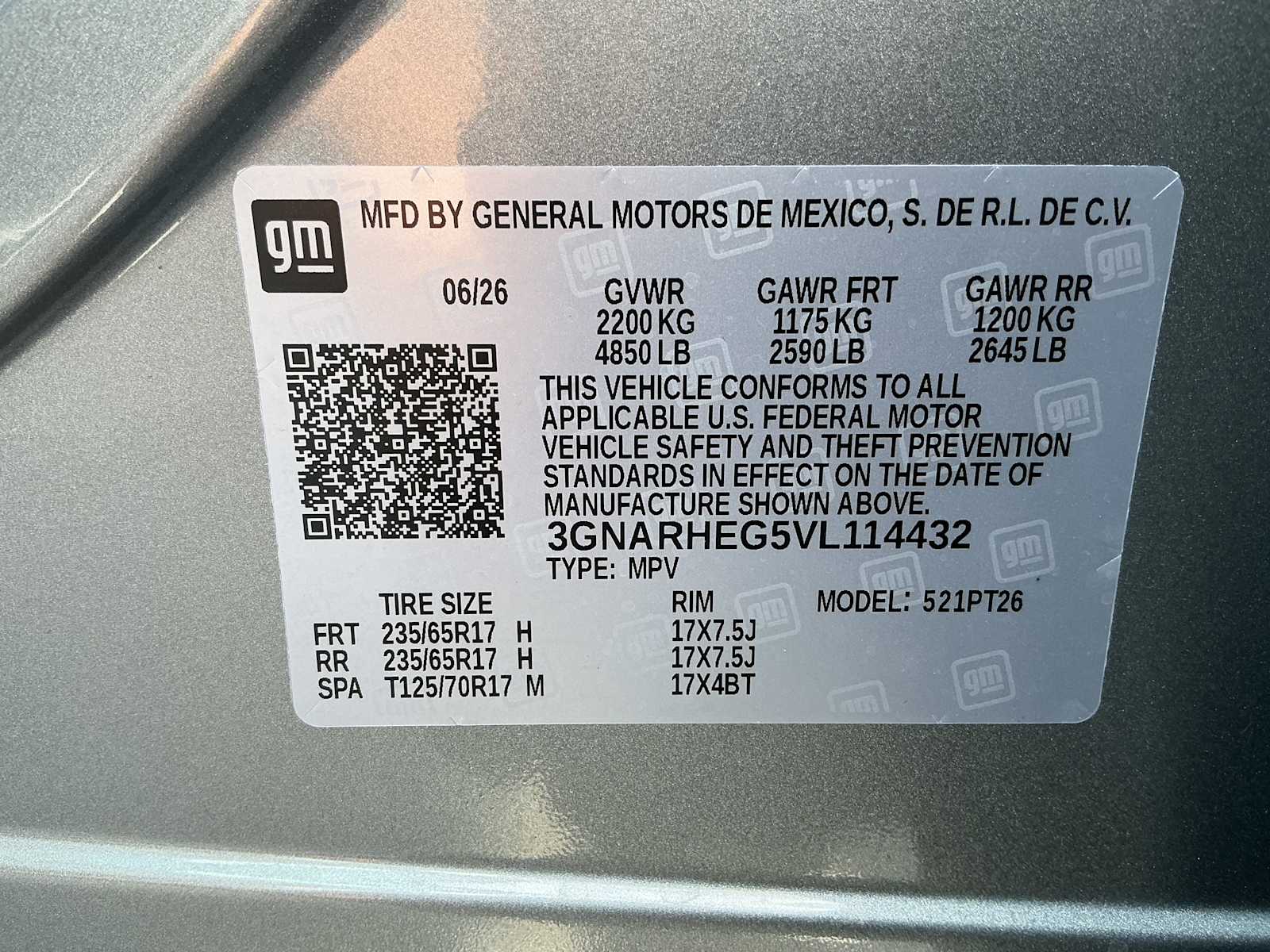 2027 Chevrolet Equinox LT - Photo 19