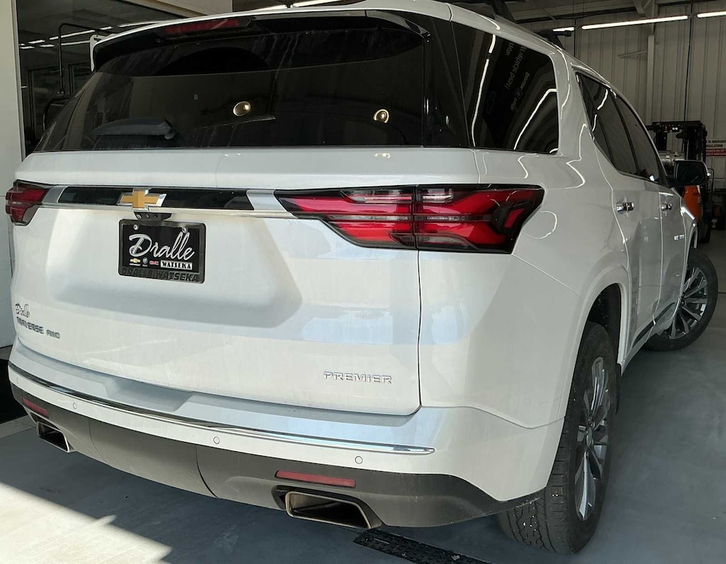 Used 2022 Chevrolet Traverse Premier SUV